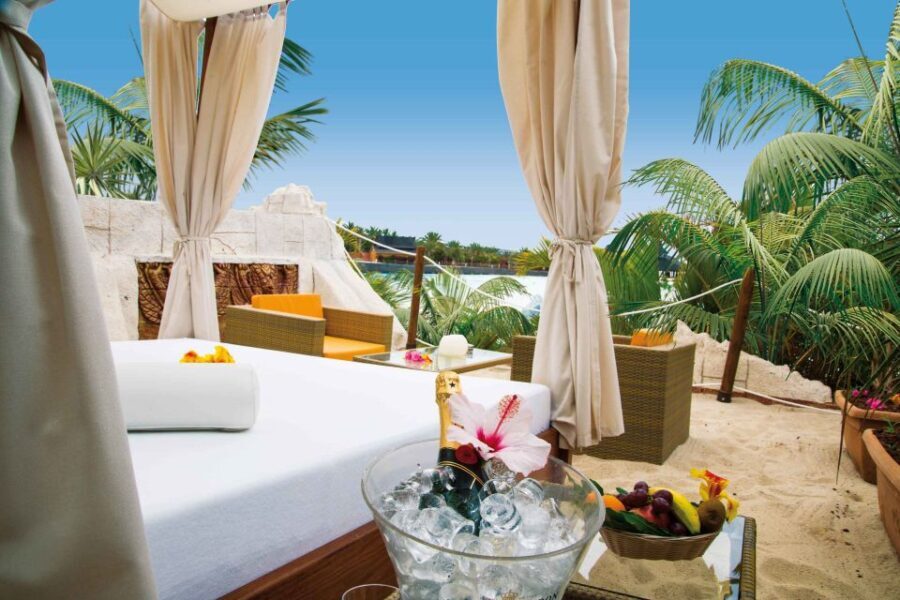 Tenerife: Siam Park Premium Full-Day Experience - Who is this experience best suited for?