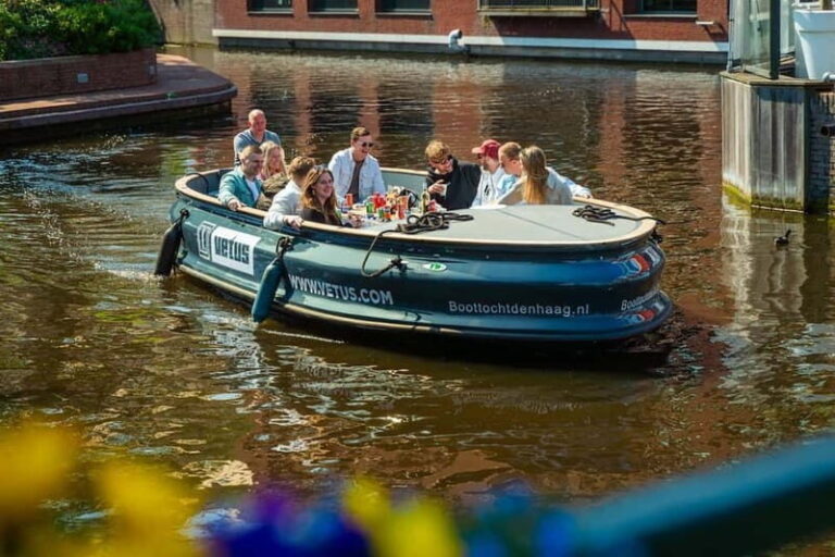 The Hague: Canal Cruise - The Experience: What to Expect on the Canal Cruise  