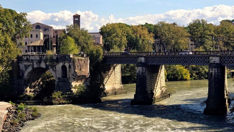 Tiber Island & Ghetto Museum: A Tour of History and Identity - A Deep Dive into the Experience