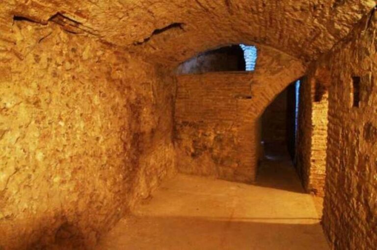 Toledo: Underground Guided Tour with Entry Ticket - The Experience: What You Can Expect