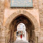 Torremolinos: Tarifa Guided Tour with Beach Time - The Old Town: A Step Back in Time