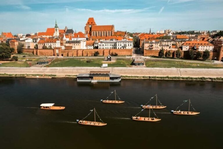 Toru: Scenic Cruise on a Traditional Vistula Wooden Boat - The Itinerary Breakdown