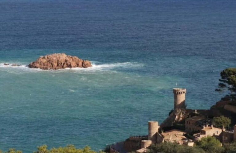 Tossa de Mar: a journey through time (guided visit) - Authentic Experience and Why It Matters