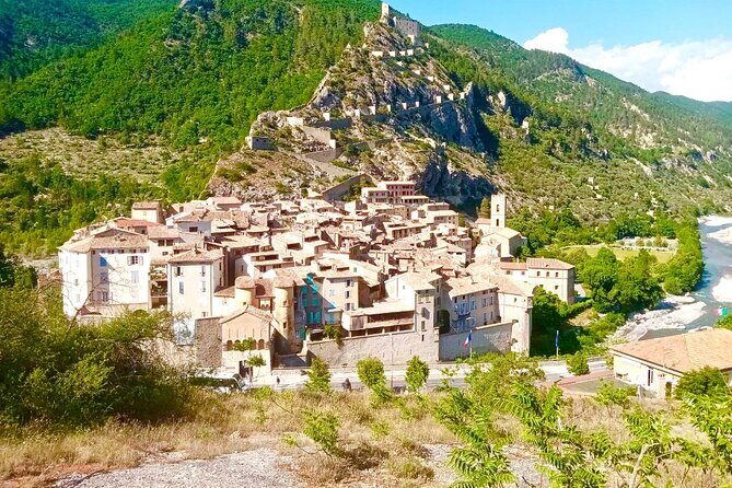 Tour with the Mountain Train, Trek to Mystic Forest and Castle - Practical Details and What to Expect