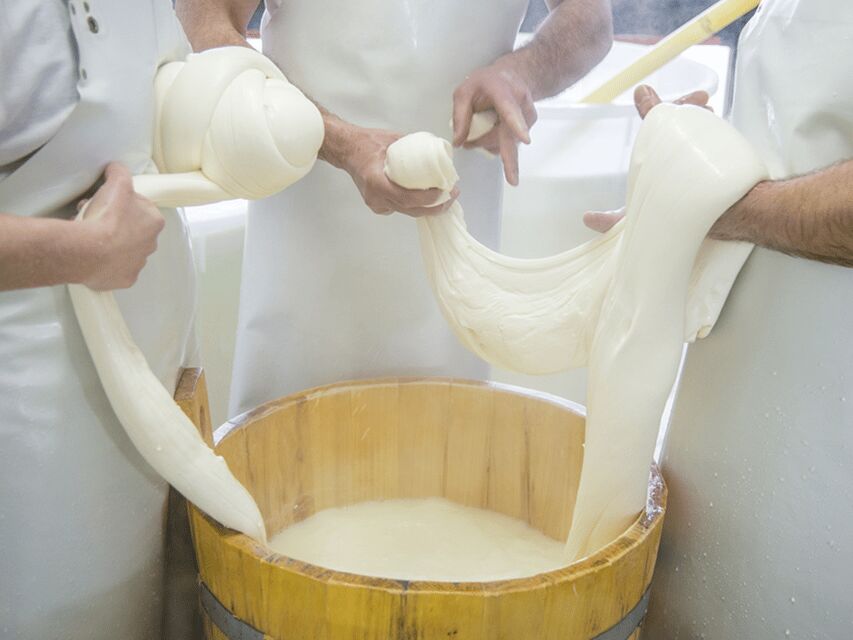 Traditional Cheese Factory Visit with Tasting near Isernia - An Authentic Glimpse into Italy’s Cheese Heritage