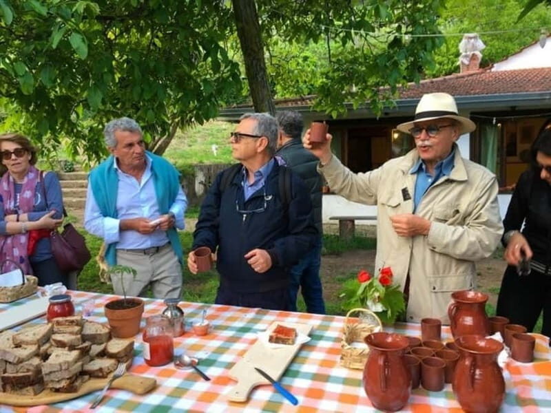 Tramonti: "Re Fiascone" Tomato Tasting - An Authentic Taste of Campania’s Heritage