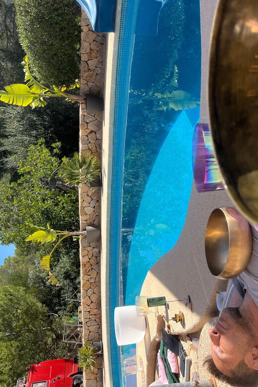 Transformative 2-Hour Sound Healing Journey & Cacao Ceremony - Who Should Consider This Experience?