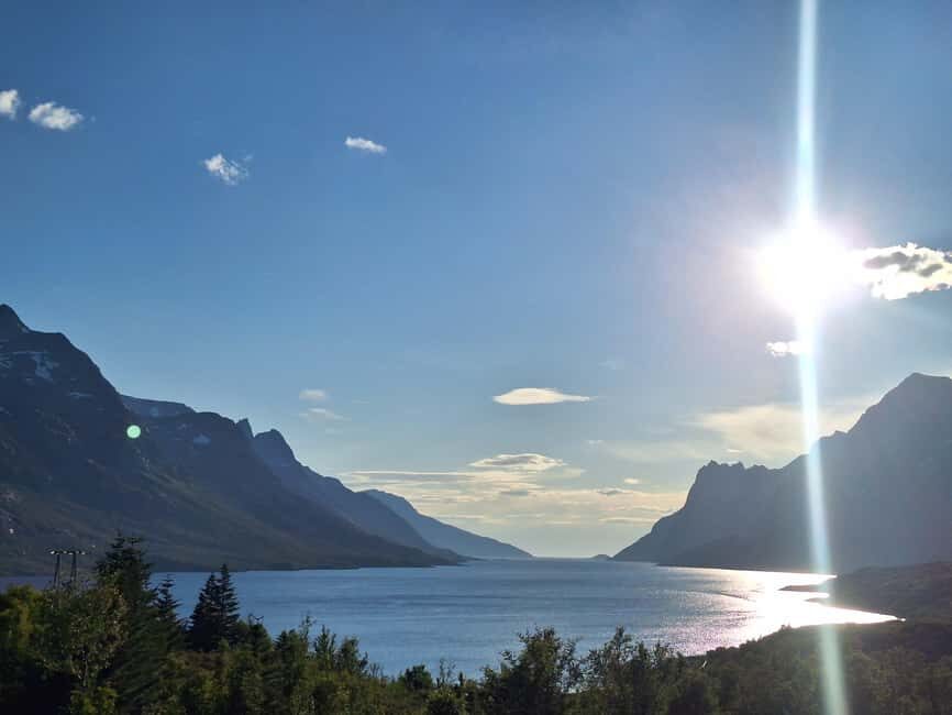 Tromso: Arctic Fjord & Nature Tour with Snacks & Hot Drinks - Who should consider this tour?