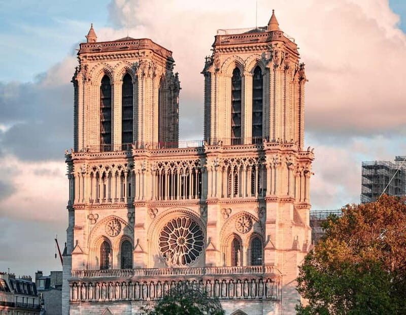 Unknown Paris: Walking Tour with an Expert Guide - Who Is This Tour Best For?