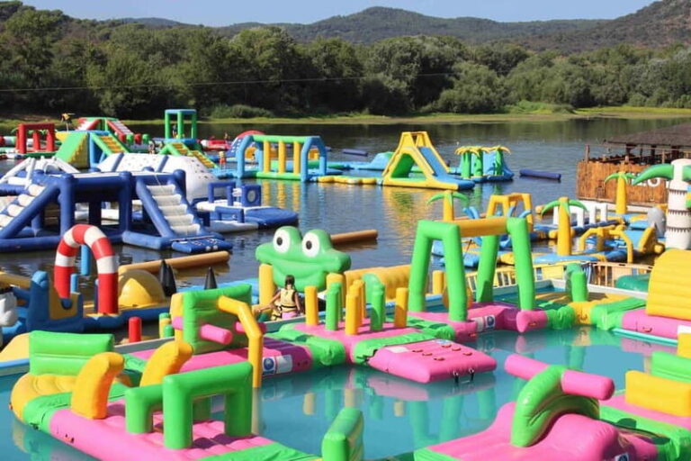 Unlimited day pass to giant water park Roquebrune sur Argens - Who Will Love This Experience?