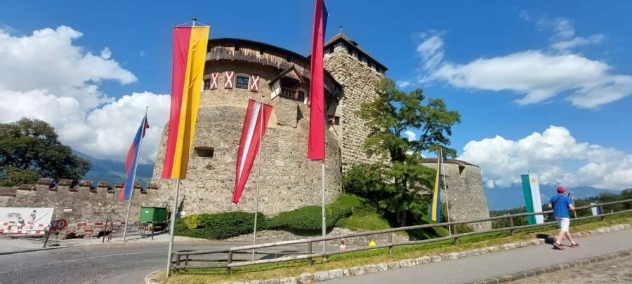 Vaduz on foot: guided visit of the alpine capital of Liechtenstein - The Practicalities: What You Need to Know