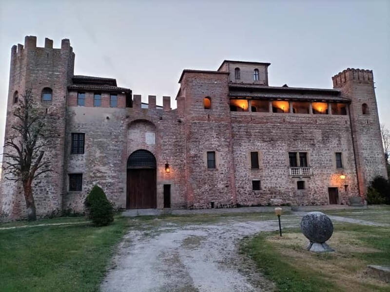 Valbona: Castello DI Valbona Visit - Discovering Valbona Castle: History and Atmosphere