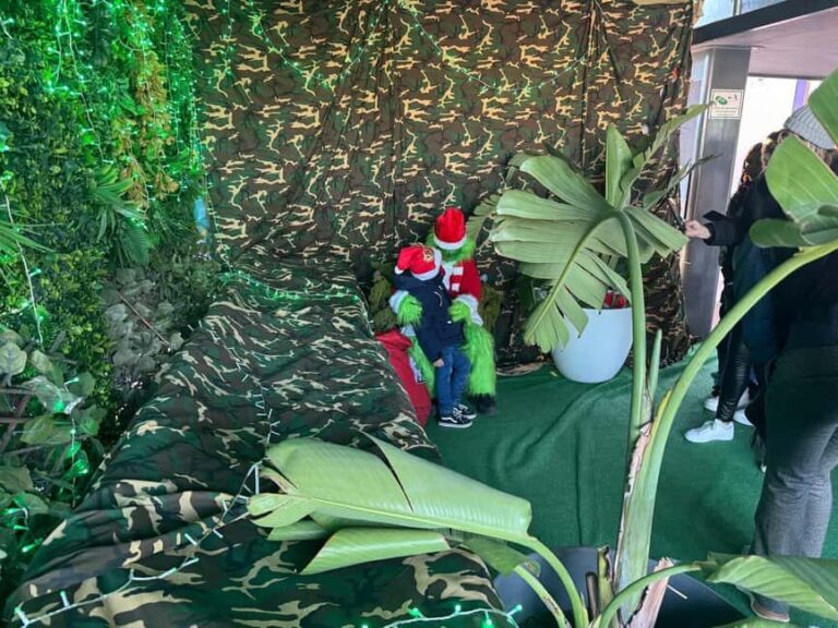 Valencia: Chistmas Boat Tour with Santa Claus & Wizard King. - Frequently Asked Questions (FAQs)