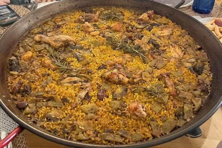 Valencia Old Town flavour walk: tapas & drinks by local - Pricing & Value Analysis