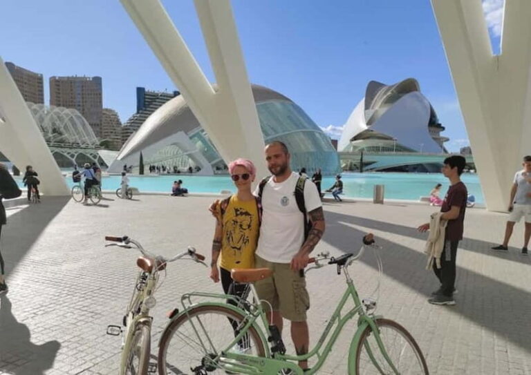 Valencia: Tapas tour + audio guide + bike all day - Who Should Consider This Tour?