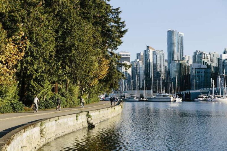 Vancouver Day Tour: Stanley Park, Capilano Suspension Bridge - Why You Should Consider This Tour