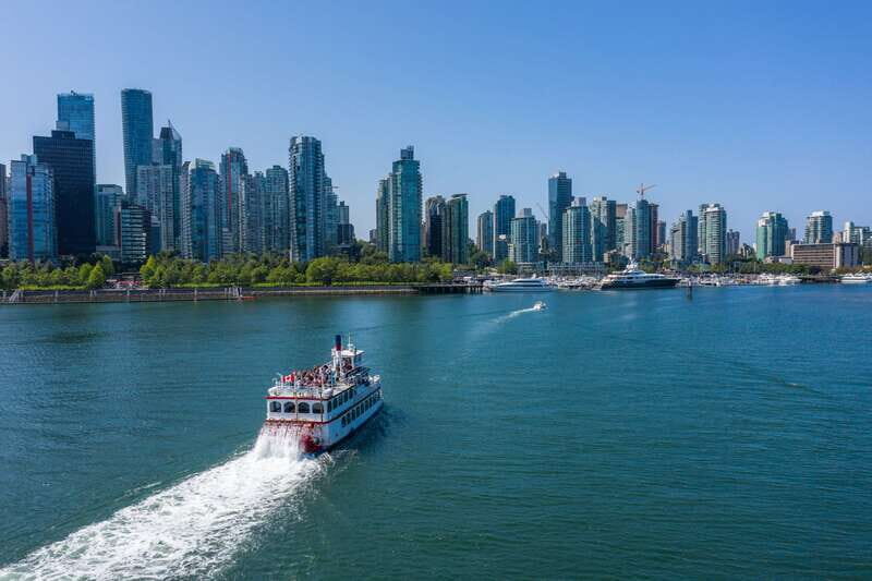 Vancouver: Harbor Sightseeing Cruise - Discovering Vancouver from the Water