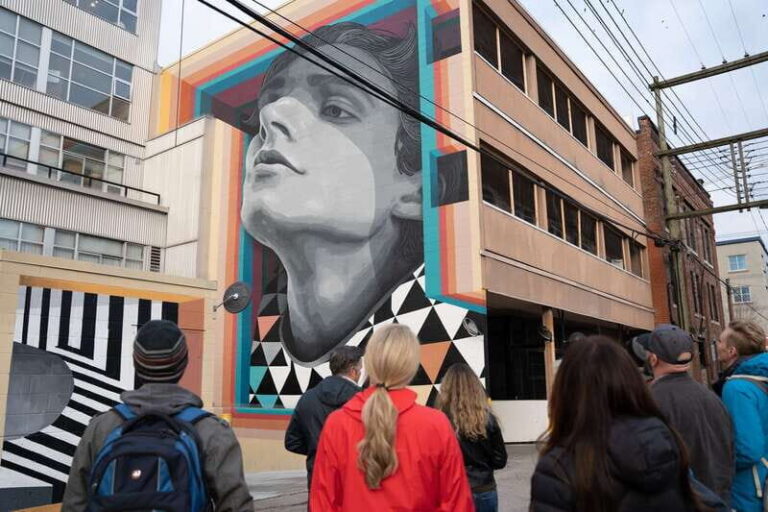 Vancouver: Street Art & Craft Beer Walking Tour with Tasting - Visiting The Beaumont Studios