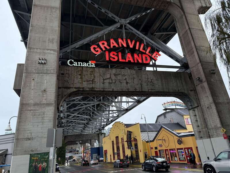 Vancouver Tour/Car/Grandville Island/Queen Elizabeth/China T - Who Should Book This Tour?