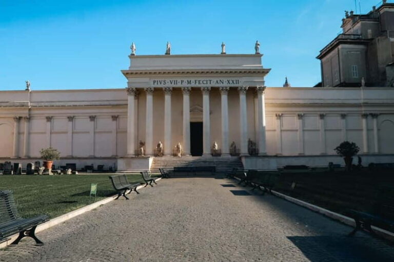 Vatican: Museums and Sistine Chapel Skip-the-line Tickets - Admiring the Sistine Chapel