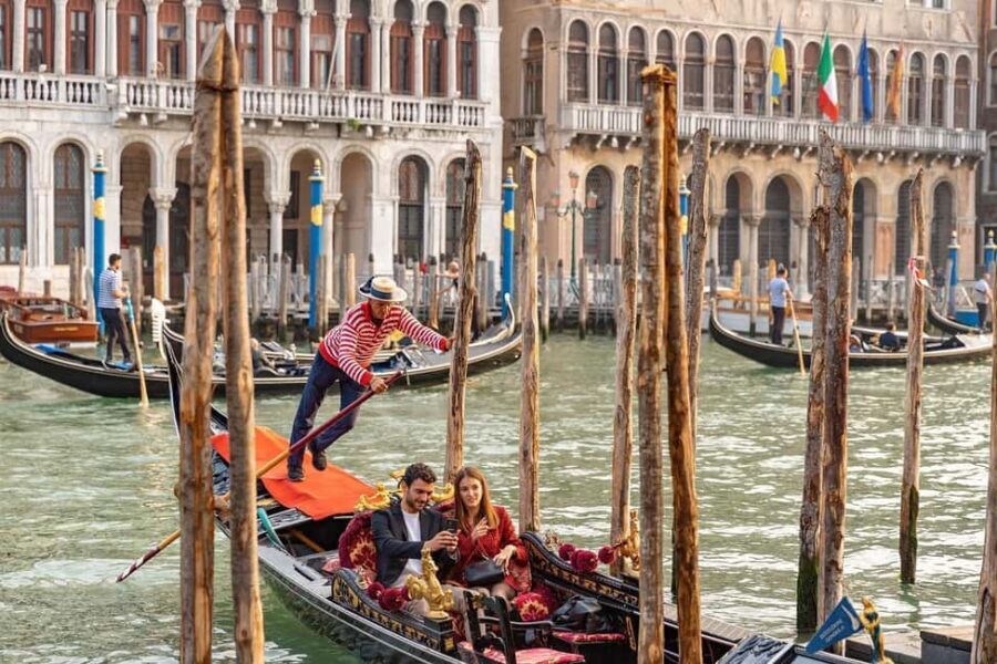 Venice: Gondola Ride Along Grand Canal and Hidden Corners - What Makes the Experience Stand Out?
