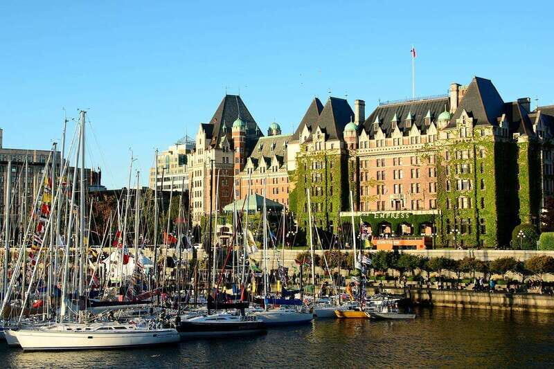 Victoria: Walking Tour through History and Heritage - Practical Details and Tips