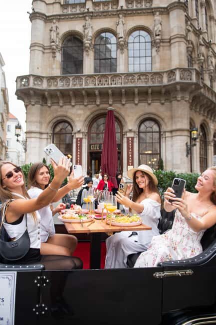 Vienna Breakfast & Culture City Tour in a Vintage Oldtimer - The Experience Itself: Detailed Breakdown