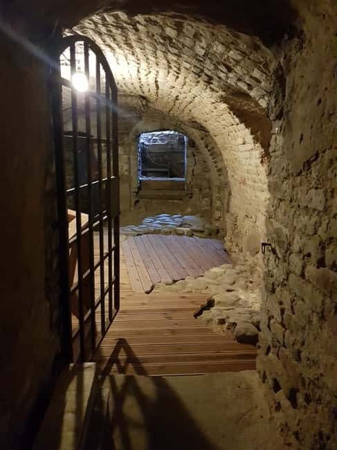 Vilnius: 2.5-Hour Private Catacombs Tour - The Experience’s Unique Features