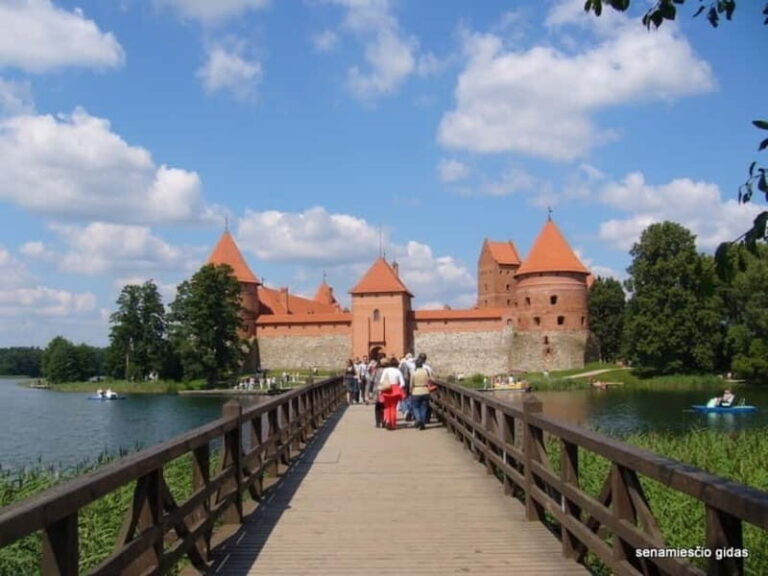 Vilnius: Half-Day Sightseeing Tour to Trakai - Exploring Trakai: The Historical Heart