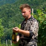 vineyard experience - Exploring the Vineyard Walk and Wine Tasting