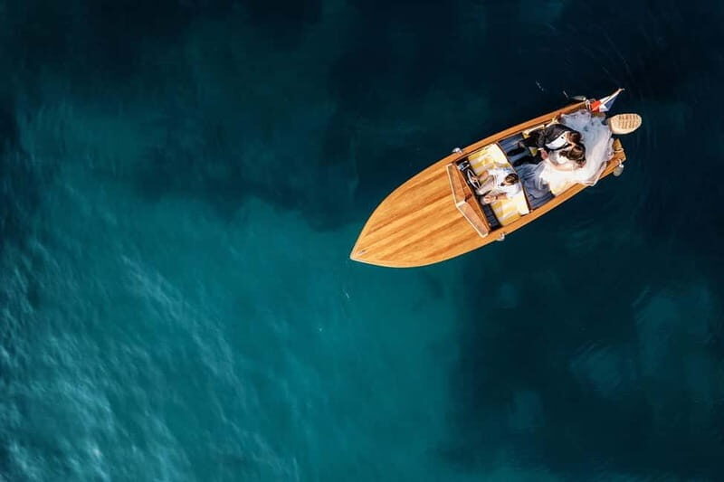 Vintage boat tour of Marseille for couples (5h) - Discovering the Frioul Islands