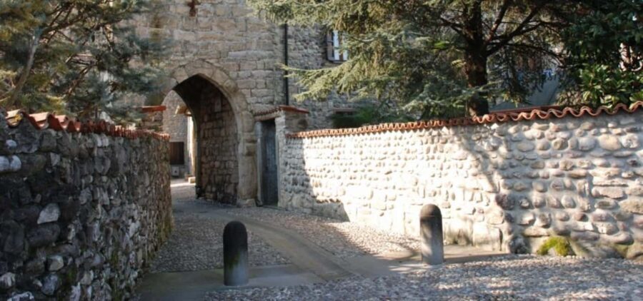 Visit to the medieval village of Trebecco Castle and the Church of St. Fermo - Exploring the Itinerary: What to Expect from This Tour