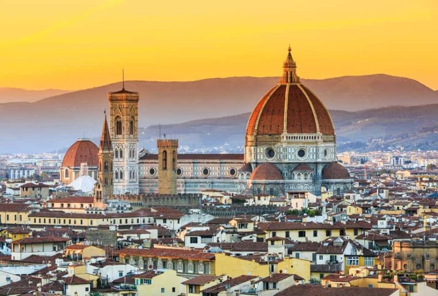 Walking Tour: Florence between Objectives and Secrets, a Journey through Mysteries - The Experience in Detail