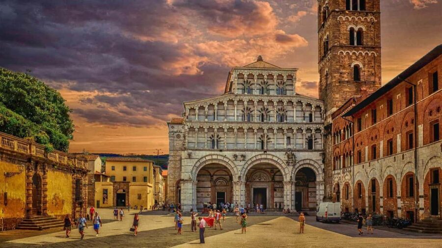 Walking Tour: Mysterious Lucca through Stories and Legends - What to Expect During the Tour