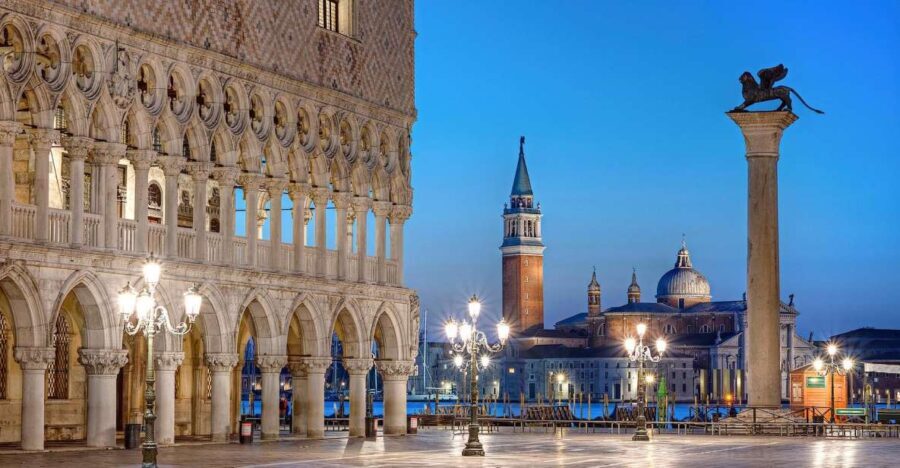 Walking Tour with optional motor boat Ride - A Deep Dive into the Tour Experience