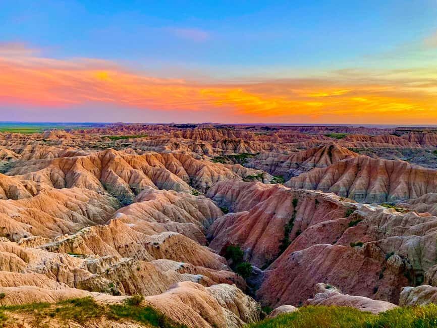 Wall SD: Small Airplane Tour To See Badlands National Park - The Pros and Cons of the Flight