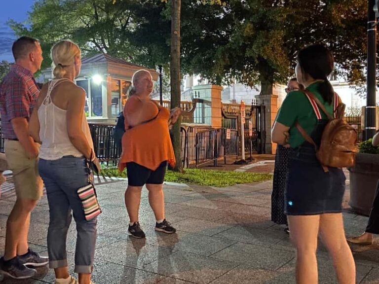 White House at Night: Scandals & Murder Adults Only Tour - The Walkaround: What You’ll See and Hear