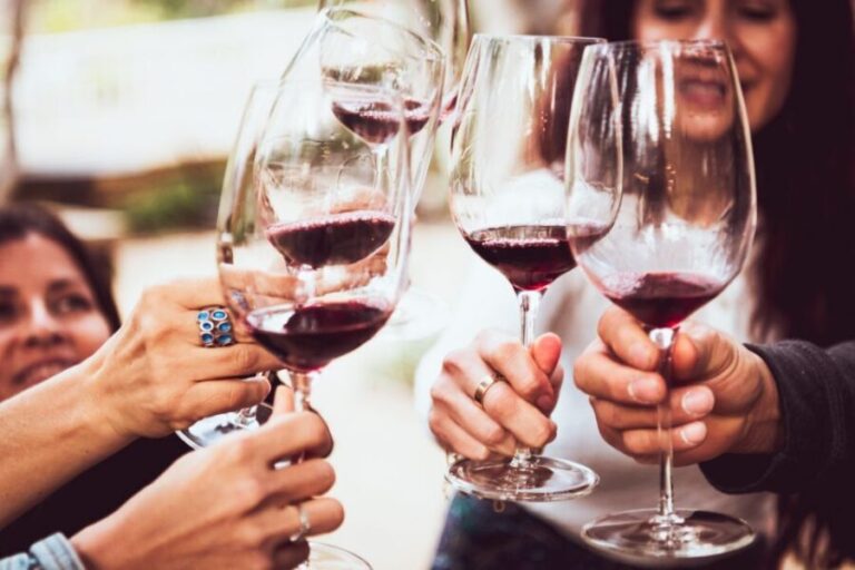 Willamette Valley Wine Tour - The Perfect Introduction to Oregon’s Wine Country