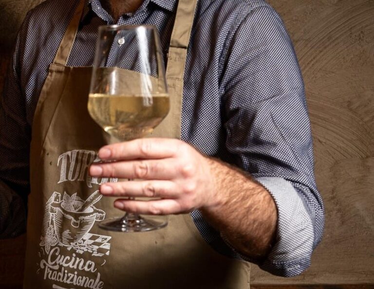 Wine Experience at Turin's - Wine Experience with Local Products Tasting - What Makes the Experience Special?