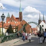 Wrocaw: 2-hour e-bus tour with driver-guide up to 16 people - Exploring Wrocław in Style and Comfort