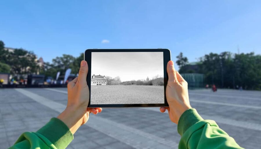 Wrocaw: Historical Tour with Tablets and Guide - Who Would Love This Tour?