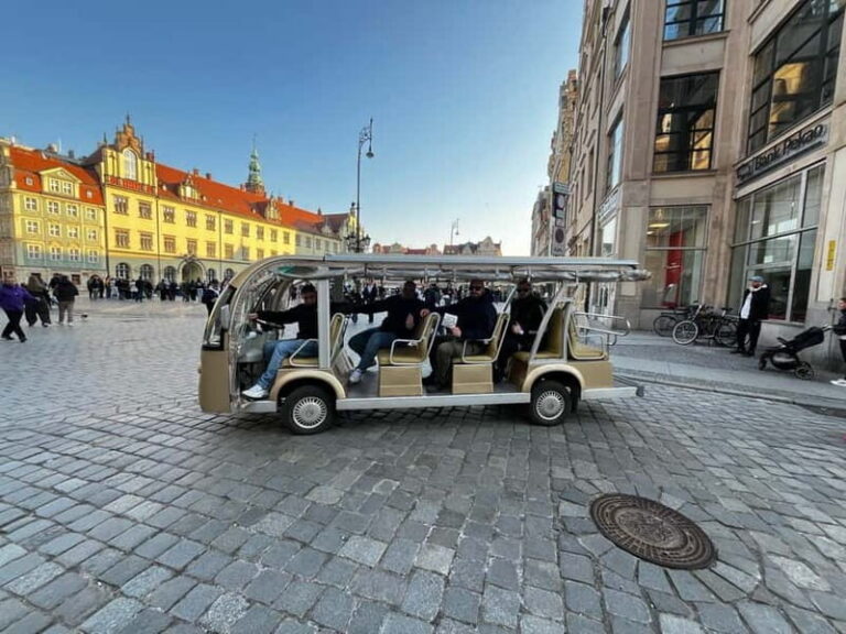 Wroclaw: No Limit Beer City Tour Sightseeing By Golf Cart - The Beer and Social Atmosphere