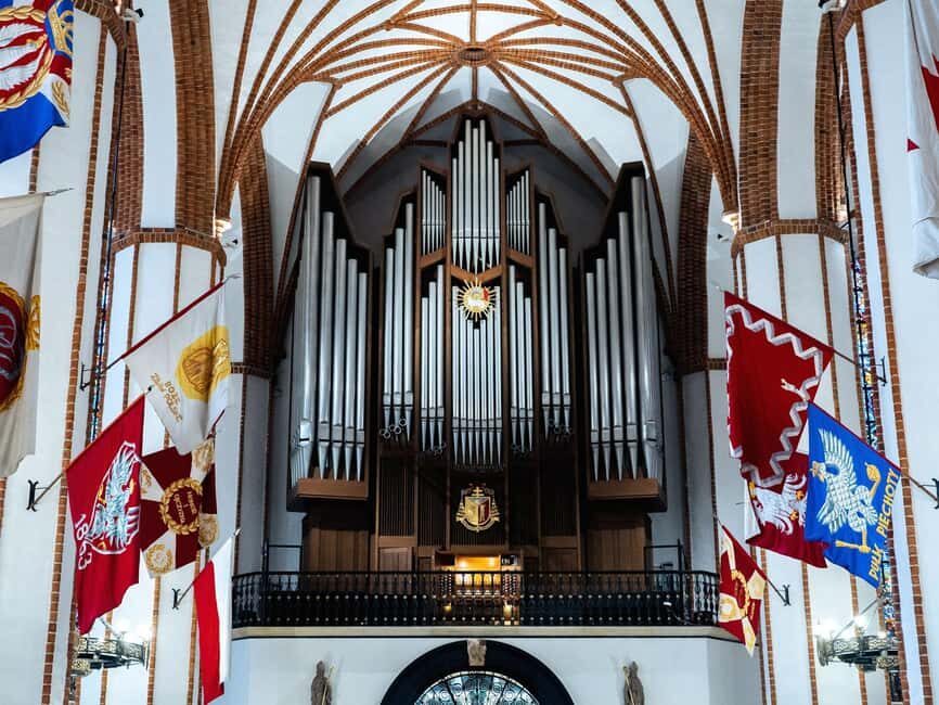XXXII International Festival of Organ Music CATHEDRAL ORGAN - Who Will Love This Festival?