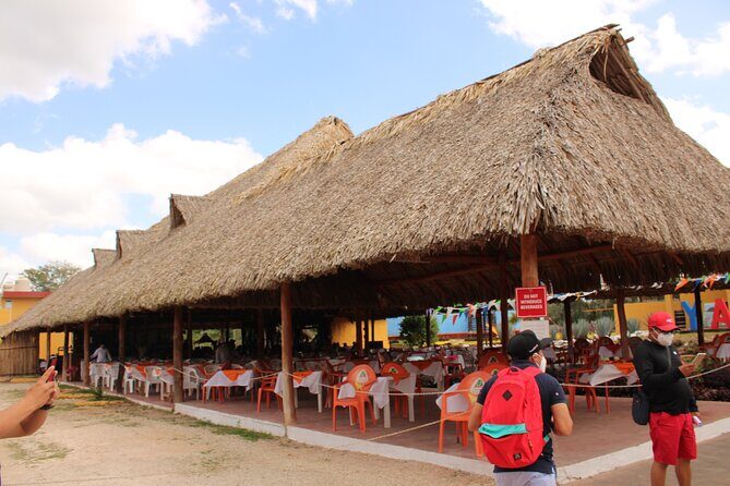 2-day tour: Isla Mujeres catamaran and Chichen Itzá - The Cenote Saamal: Refreshing and Photogenic  