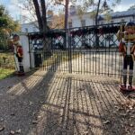 2 Hour December Holiday Lights Tour - Who Should Consider This Tour?