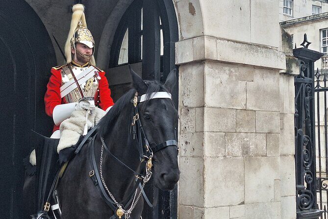 2 Hour Walking Tour from Buckingham Palace to Big Ben - An In-Depth Look at the Tour Experience