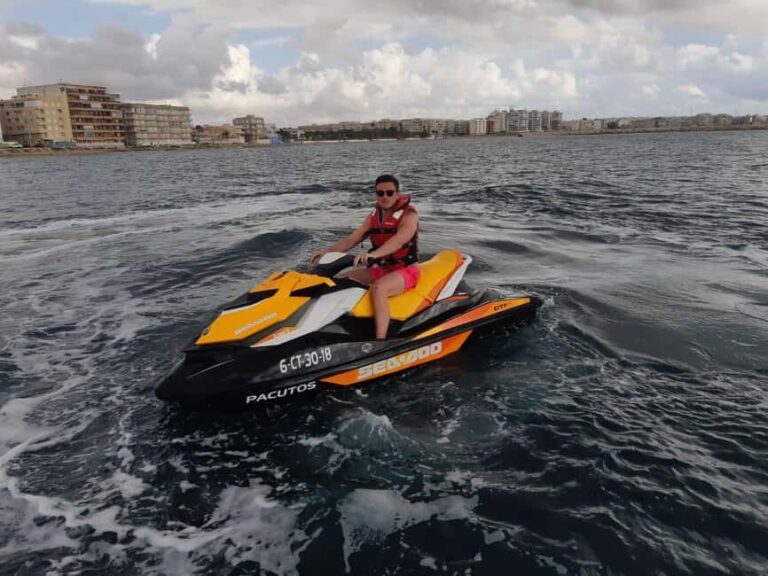 30-minute jet ski excursion along the coast of Alicante - What You Can Expect from the Alicante Jet Ski Tour
