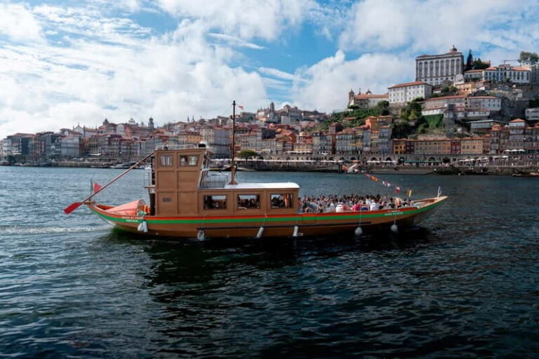 6 Bridges Cruise with 1 Port Wine tasting at Rodrigo's wine bar - What Makes This Tour Stand Out  