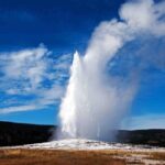 6-Day Yellowstone and Mount Rushmore Tour from Salt Lake City - Who Should Consider This Tour?