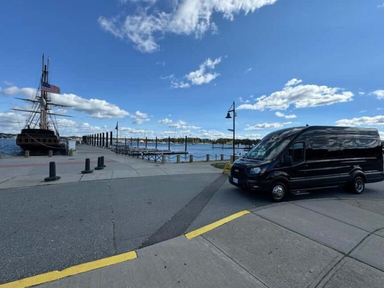 90 Min Newport Scenic Luxury Van Tour (Ages 5+) - The Itinerary in Detail